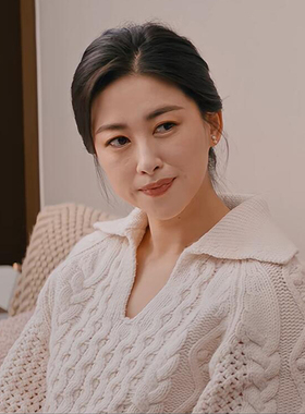 他为什么依然单身同款顾叶嘉朱珠麻花翻V领白色毛衣针织衫上衣