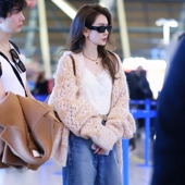 衣服镂空洞洞米杏色毛衣针织开衫 妻子 浪漫旅行戚薇同款 外套2026