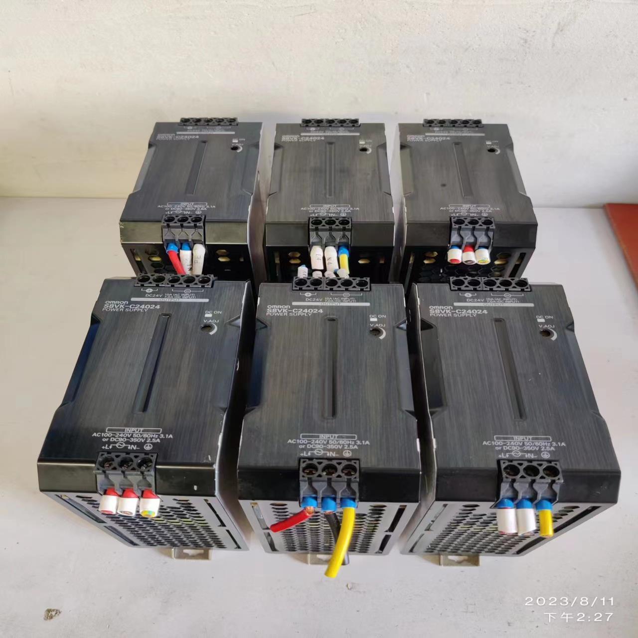 欧姆龙开关电源：S8Vk-C24024、DC24V。实物拍摄