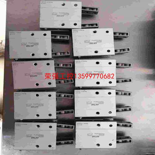 【荣强工控】台湾亚德客AIRTAC丫形夹子气缸HFY32,成色一般，功能