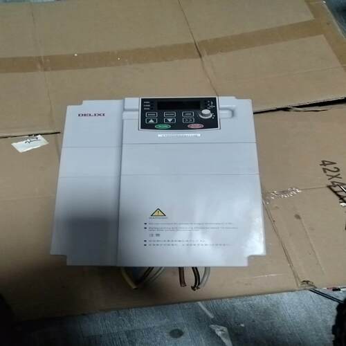 德力西变频器CDI-E102G7R5/P011T4B 三相