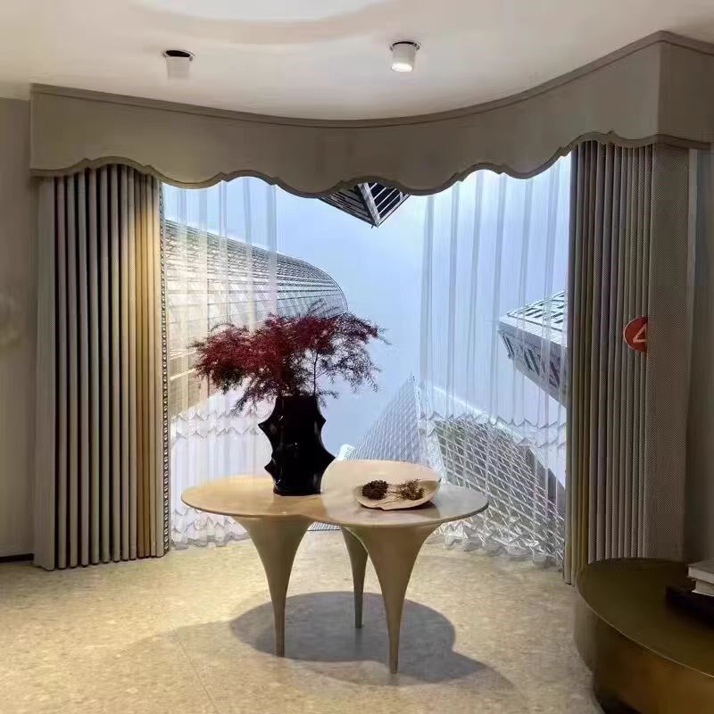 设计师新款玻璃钢三叶草三脚茶几 户外庭院三角桌子家用休闲茶台