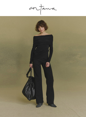 Cortana Velora性感一字肩黑色长袖上衣 小众设计感露肩修身T恤