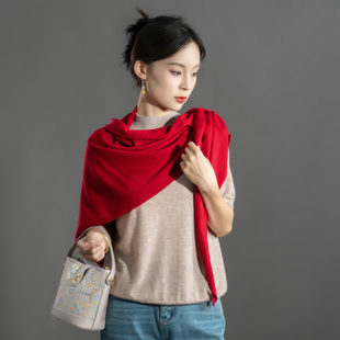 柔安-高定100绵羊毛纯色披肩百搭保暖三角巾（184*74CM）秋冬围脖