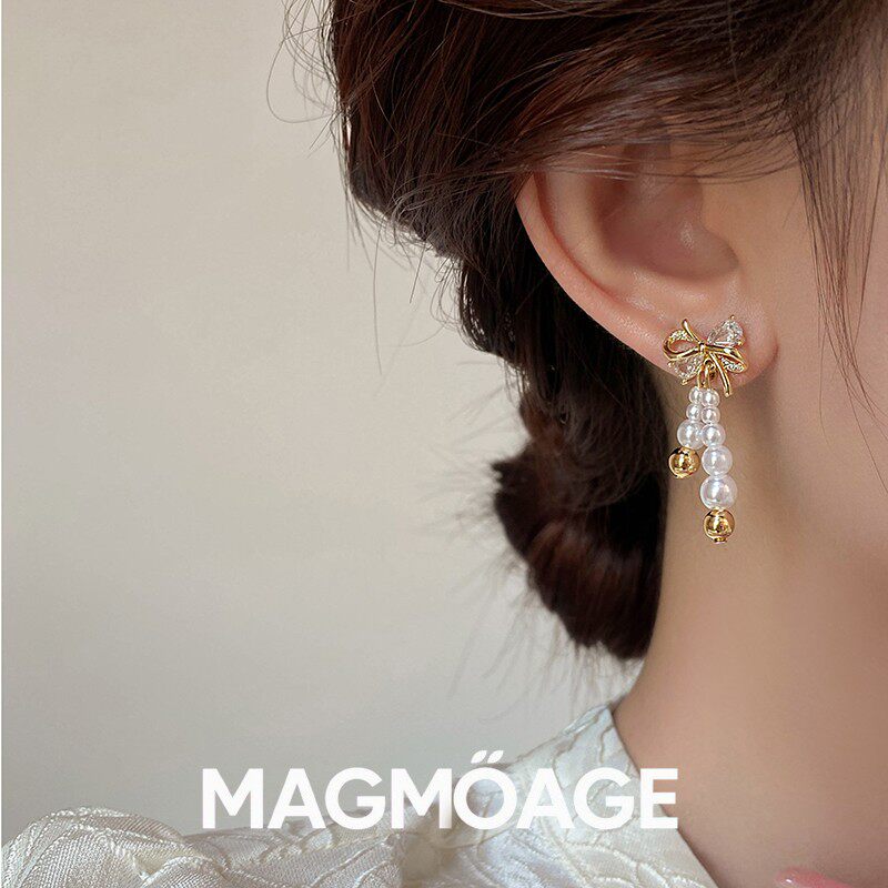 MAGMOAGE金色蝴蝶结珍珠耳环