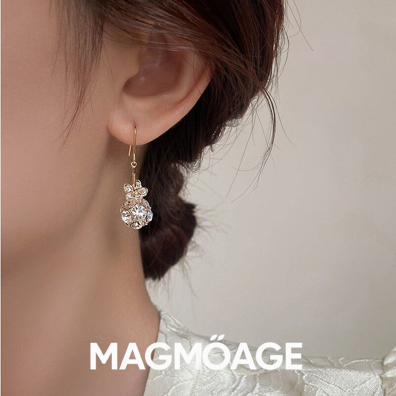 法国设计师MAGMOAGE金色花朵耳钉