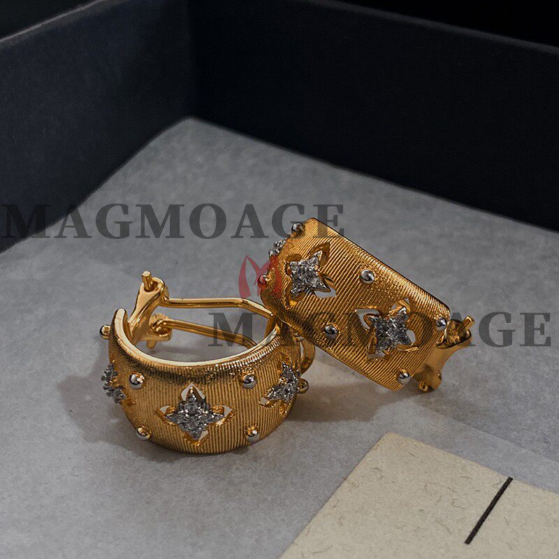 MAGMOAGE「四叶草」镂空耳环欧美金属拉丝耳饰轻奢高级感星星耳扣
