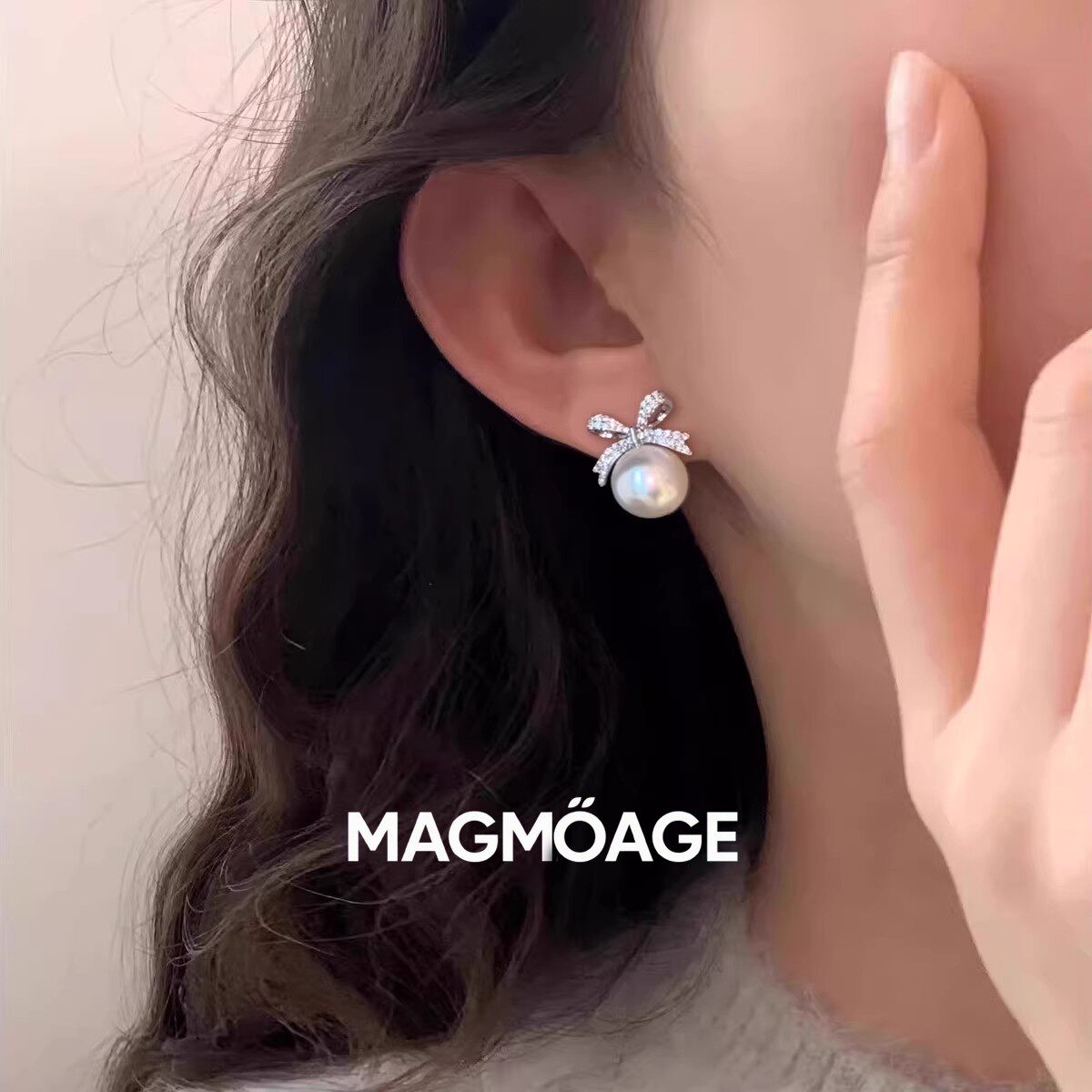 MAGMOAGE满钻蝴蝶结珍珠耳环