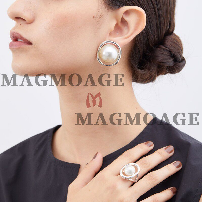 MAGMOAGE「极大珍珠」夸张耳环女