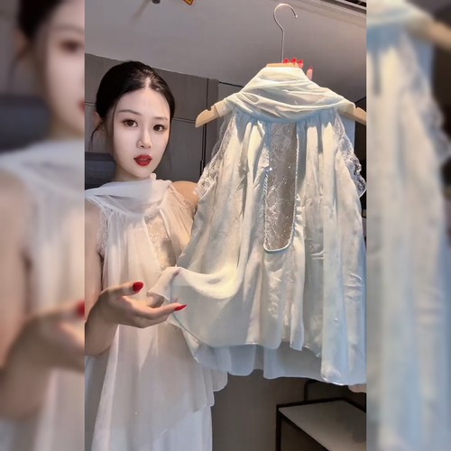 高级感镂空飘带蓝色上衣女