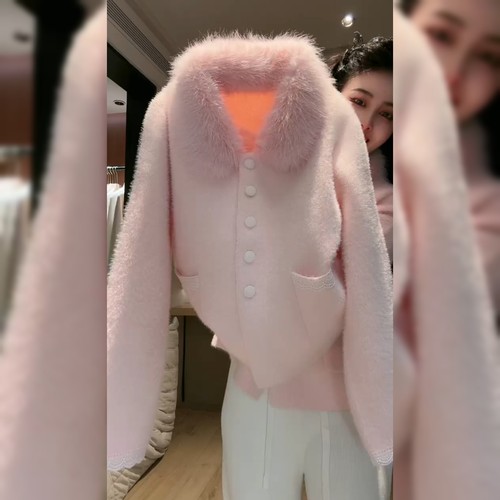 高级感大毛领粉色外套女