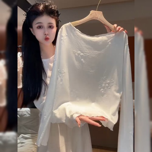 高级感气质白色微透上衣女