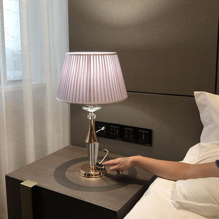 摩菱触摸调光感应台灯浪漫时尚 主卧室婚房床头灯可调节家用2021年