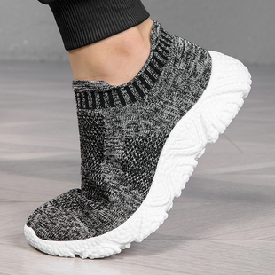 迈科乔2025新款 超轻超软踩屎感爆米花底套脚弹力网面袜子运动休闲
