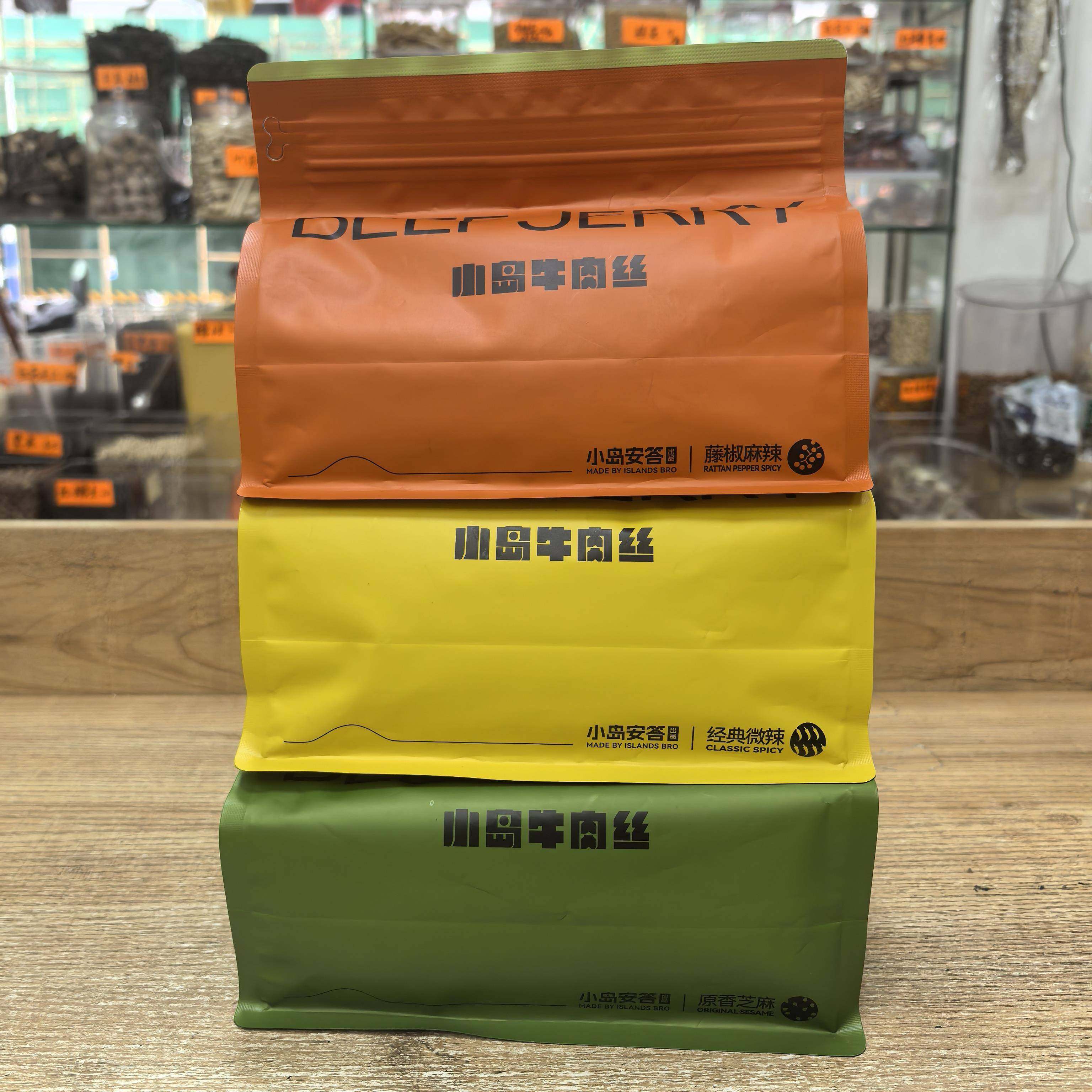 .小岛牛肉丝内蒙古特产牛肉干原香芝麻味微辣味休闲