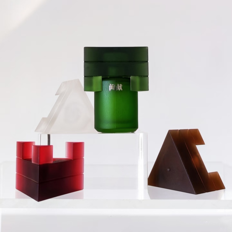 闻献香水羽化仙初熟之物夜漠回声