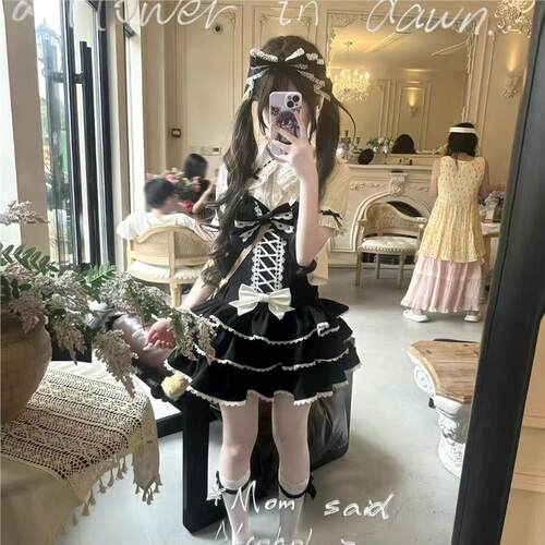 可爱少女萌衬衣lolita古早昭和蛋糕三层裙摆背带裙衬衫洛丽塔内搭