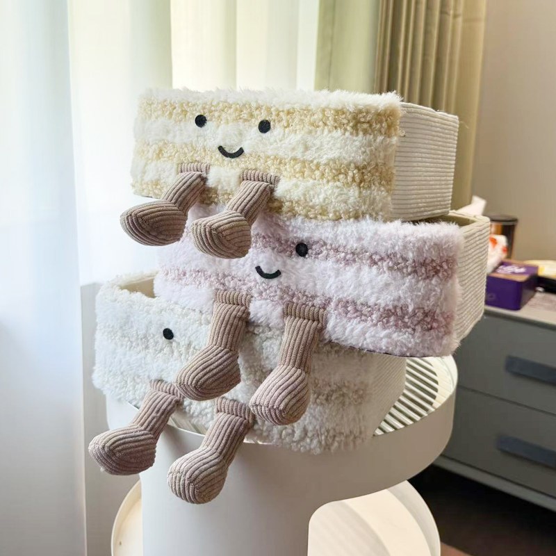 可爱毛绒收纳筐桌面杂物整理盒学生宿舍床头零食收纳盒杂物储物框