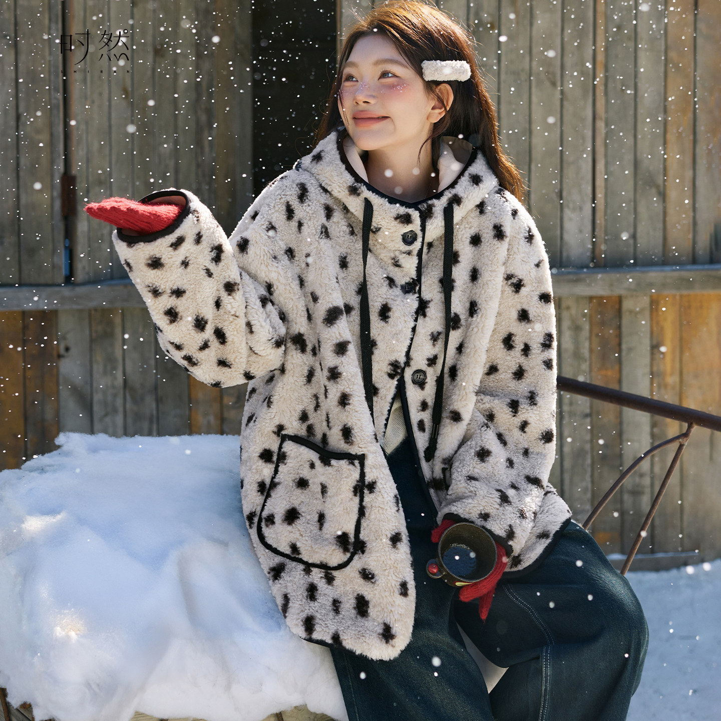 时然大码仿皮毛连帽外套