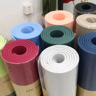 瑜伽垫女士健身垫家用防滑减震静音加厚舞蹈隔音跳绳宽地垫微瑕疵