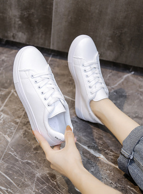 厚底小白鞋女2022夏季新款时尚白色学生圆头板鞋运动休闲单鞋