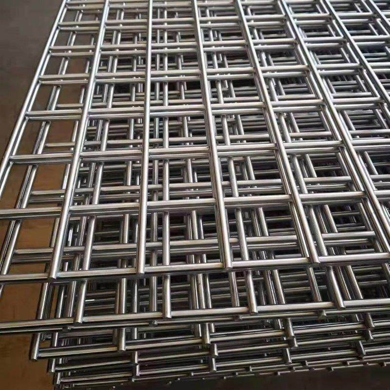 超硬围栏钢网格网建筑钢筋网片电焊防鼠建筑网大棚网笼子围网隔离