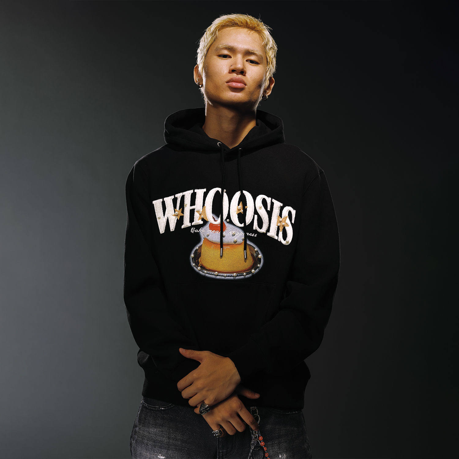 WHOOSIS(不知其名)毛绒贴布蛋糕帽衫卫衣秋冬情侣休闲男女chic