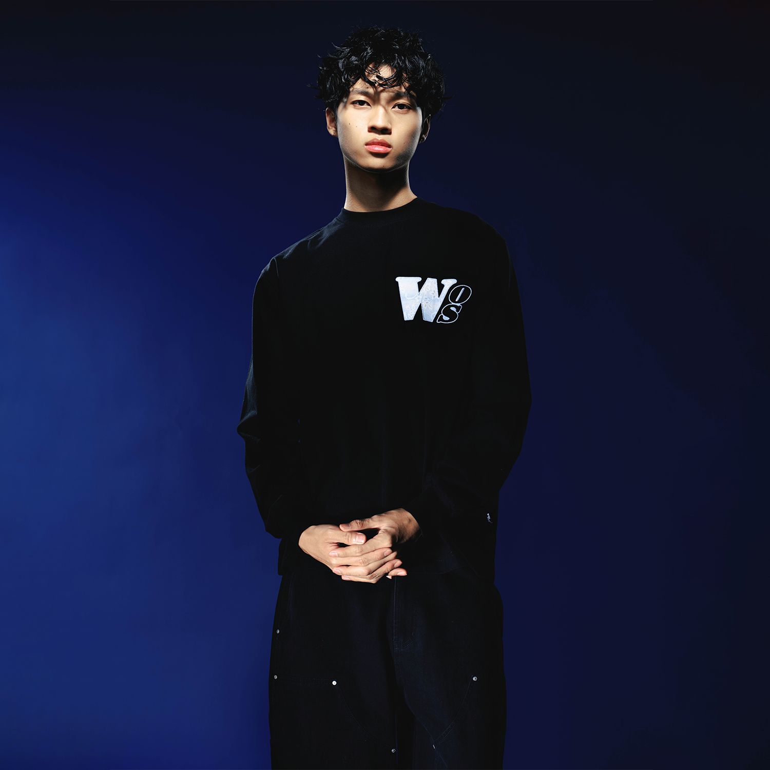 WHOOSIS（不知其名）渐变蕾丝贴布长袖T恤男女款打底宽松简约潮流