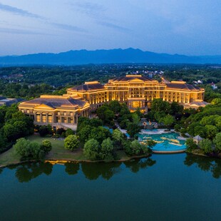 春季 采茶体验 特惠 3晚含早 多项游玩项目 绍兴新昌尊蓝山居2