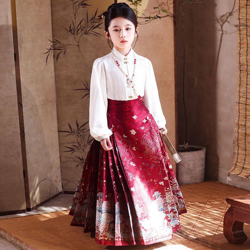 女童冬装汉服新款儿童冬季中国风马面裙套装女孩新中式古装拜年服