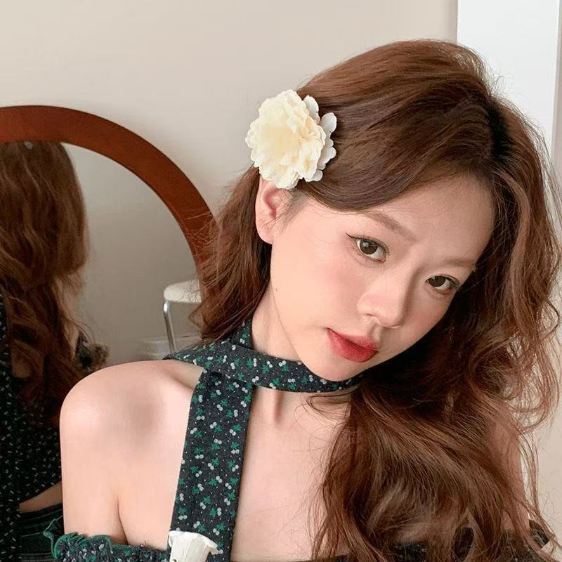 纯欲风仿真山茶花发夹女新款高端发卡碎发夹侧边夹鸭嘴夹kmonado