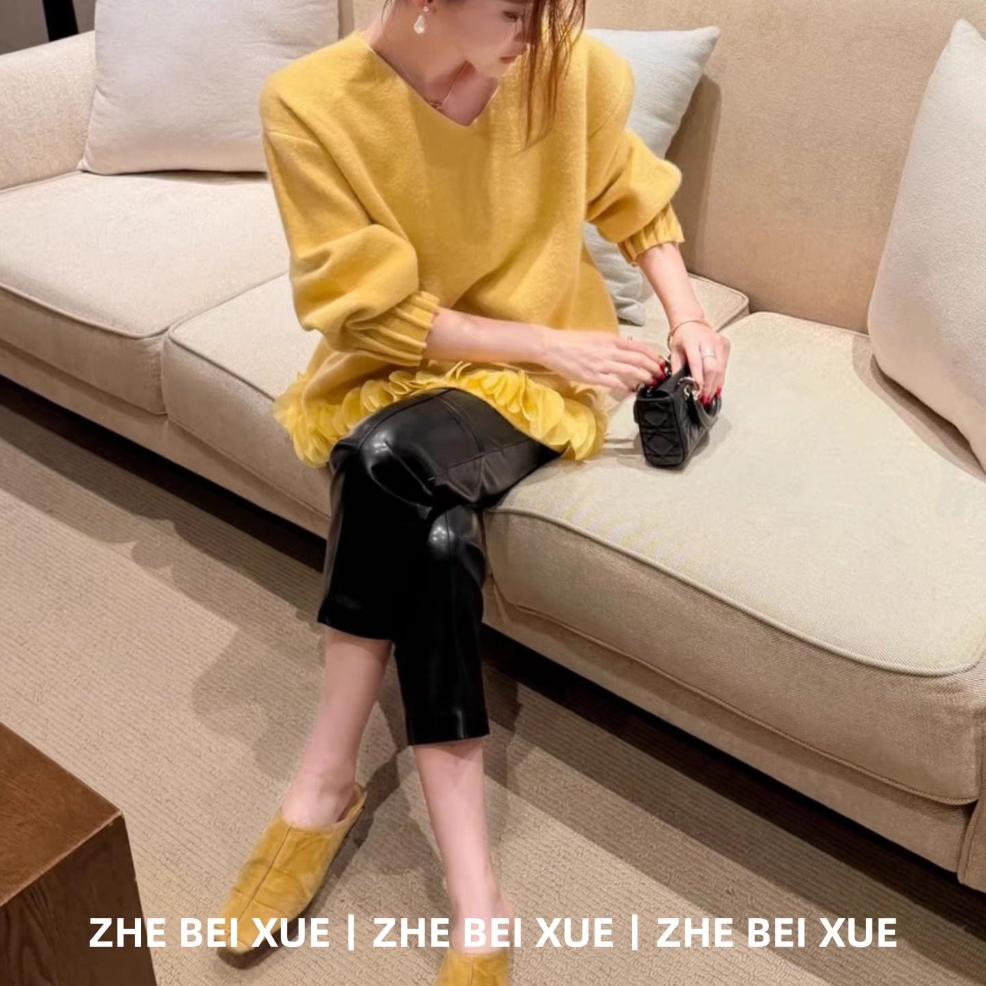 套装女法式设计感V领花朵边针织衫黑色皮裤子独特漂亮冬装一整套,女装/女士精品,时尚套装,淘宝优惠券,粉丝福利购,淘宝优惠卷