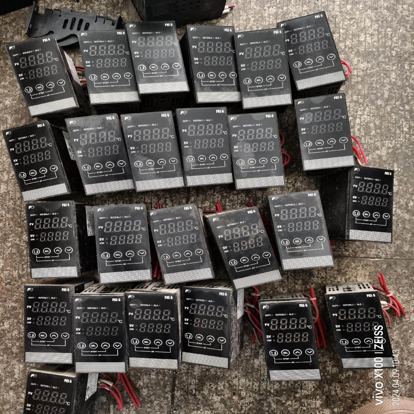 富士温控表PXE5TAY2-1W000-C