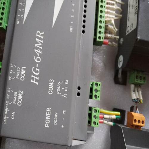 {莱茵电子商行}华高染色机PLC拆机2台具体型号下图成色好功能正常