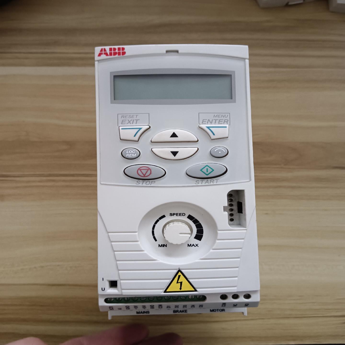 （设备配件），Acs150-0103 40.37 A2变频器Abb--E