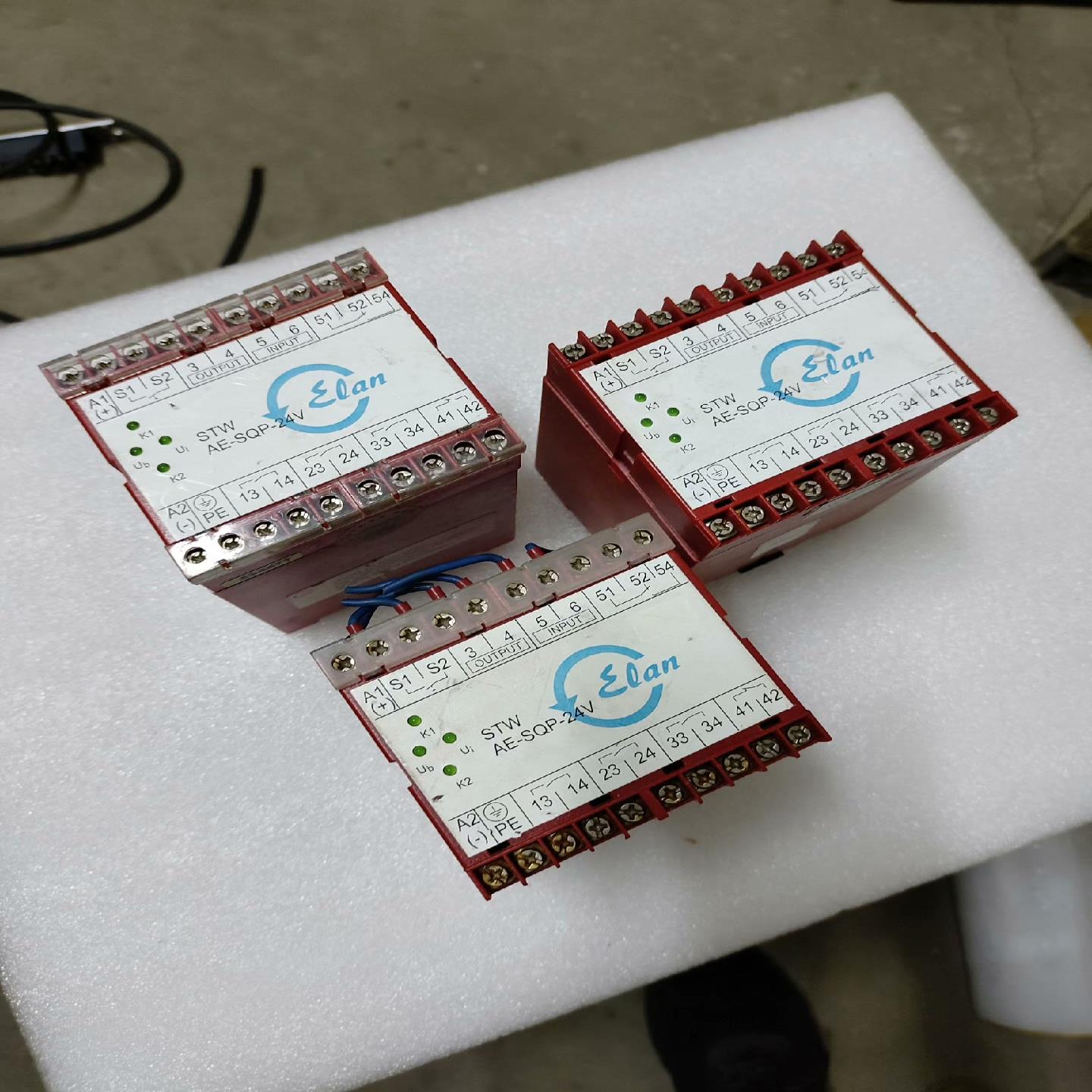 施迈赛安全继电器STW-AE-SQP-24V，实图现货原装拆