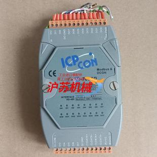 1只180 M－7055D ICPCON 泓格模块