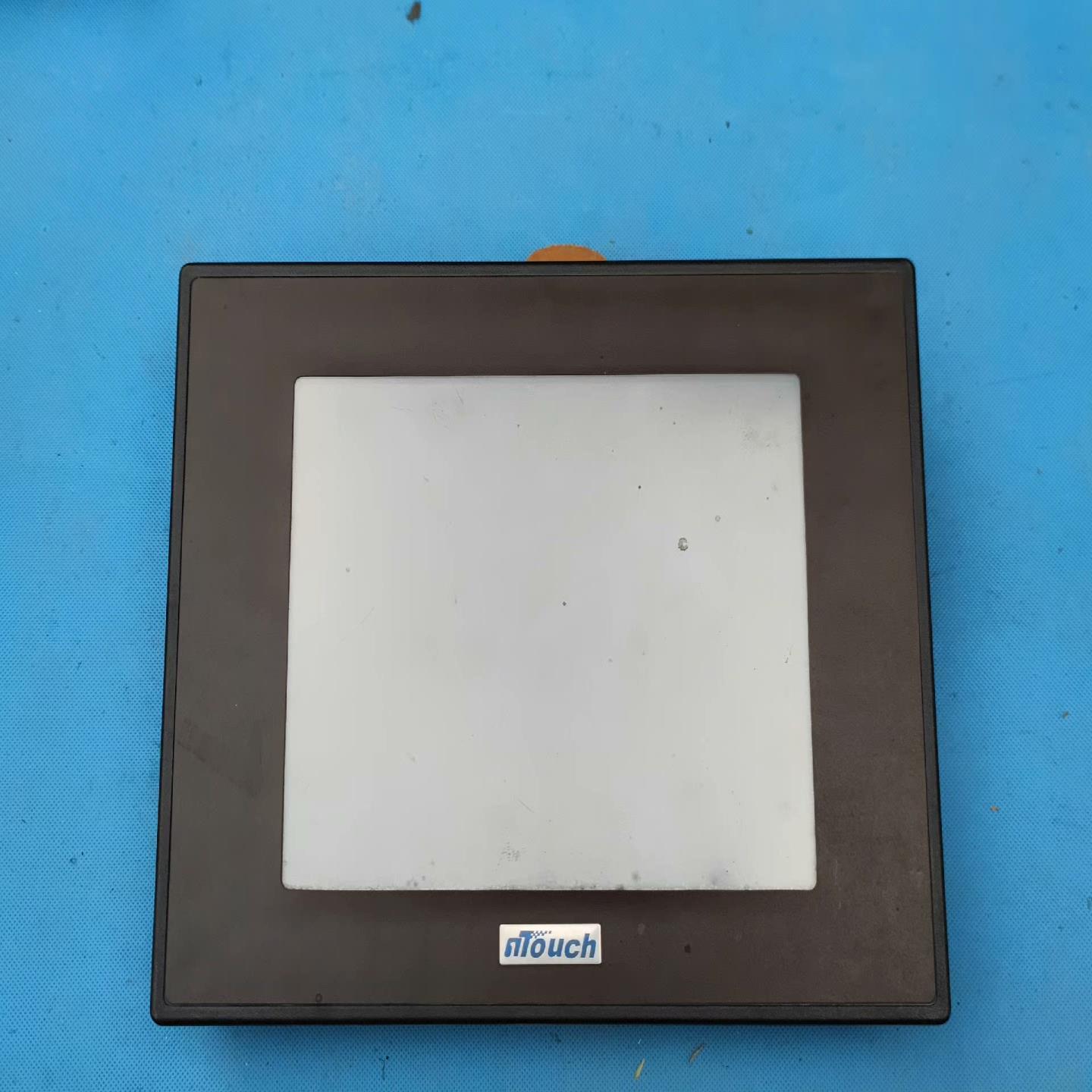 昆仑通态 触摸屏 TPC105-TD33H