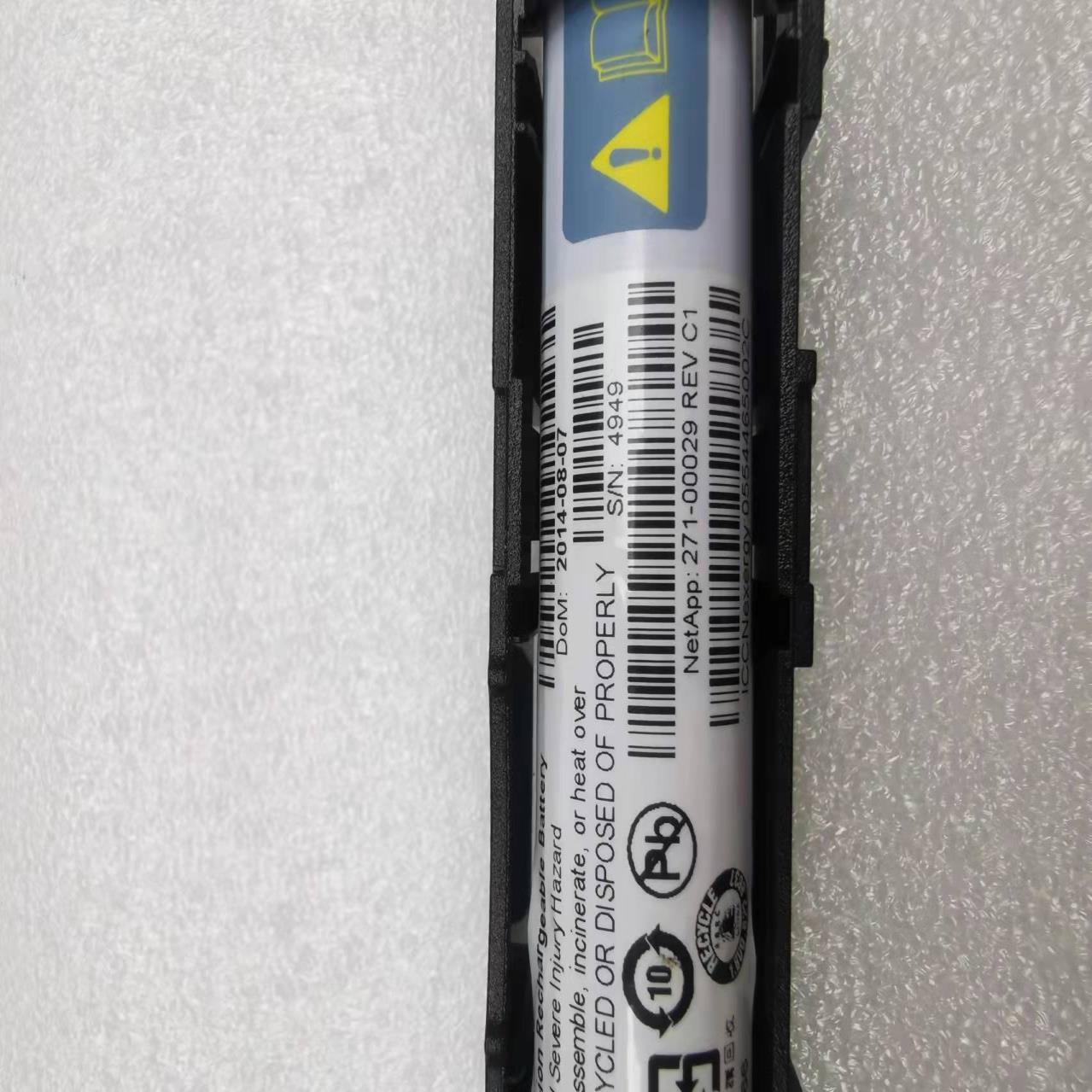 Netapp fas2240，fas2552 控制器电池27