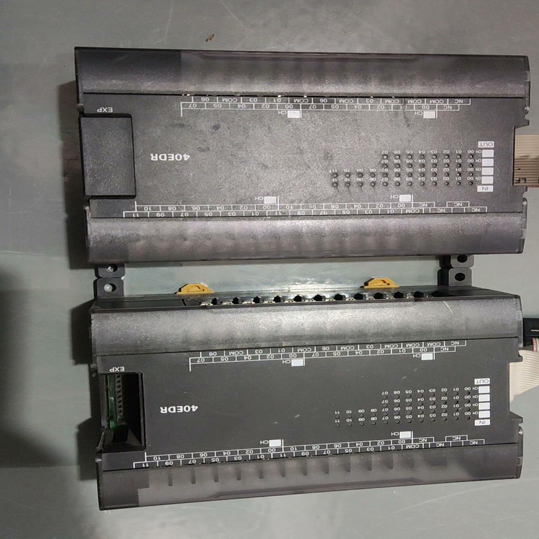 CP1W-40EDR 两台，议价出！