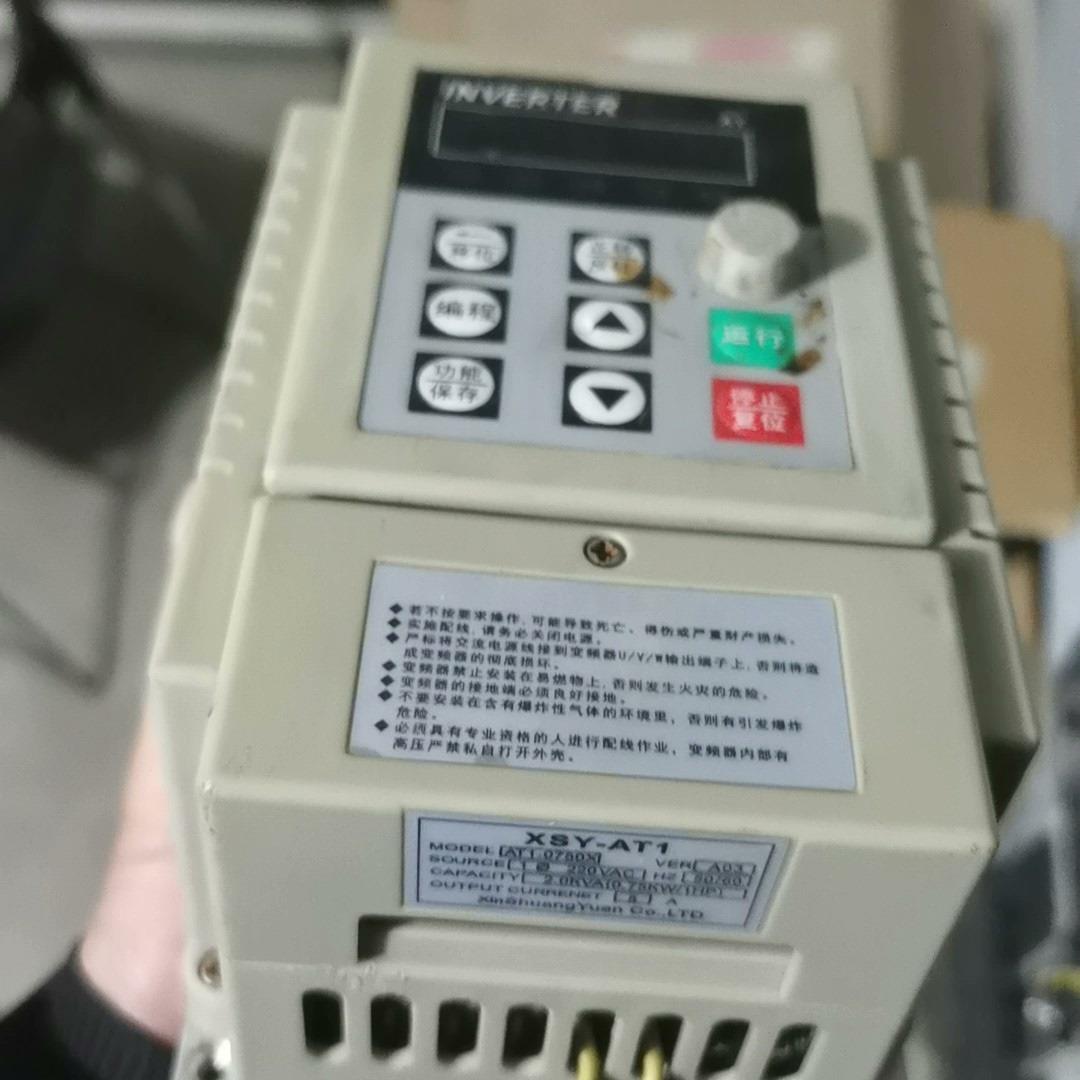 流水线变频器AT1-0750X测试功能完好