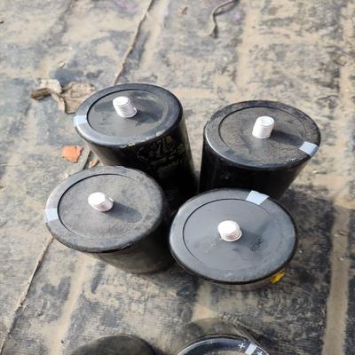 电容450V4700UF图片为，原装4个，尺寸7