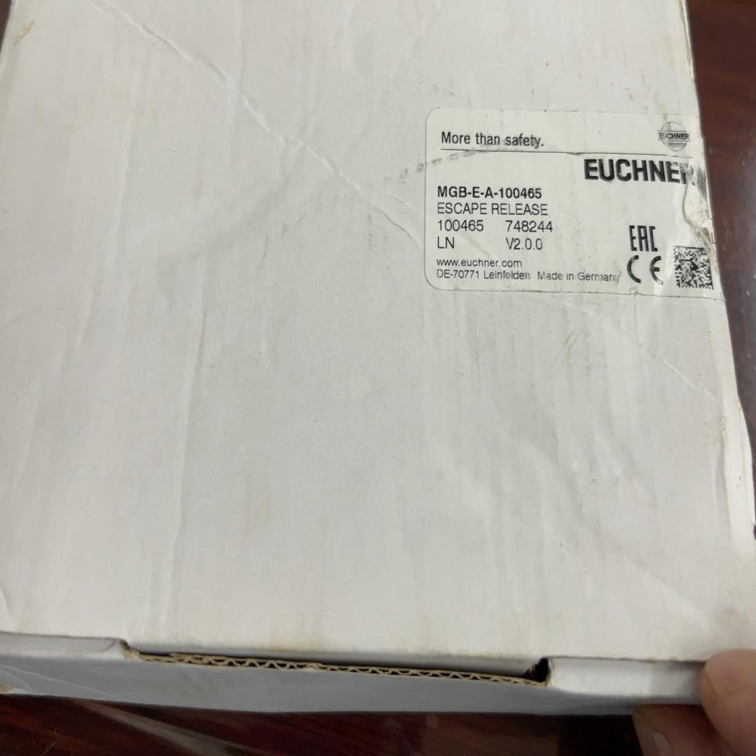 EUCHNER安全门锁100465，全新原装…