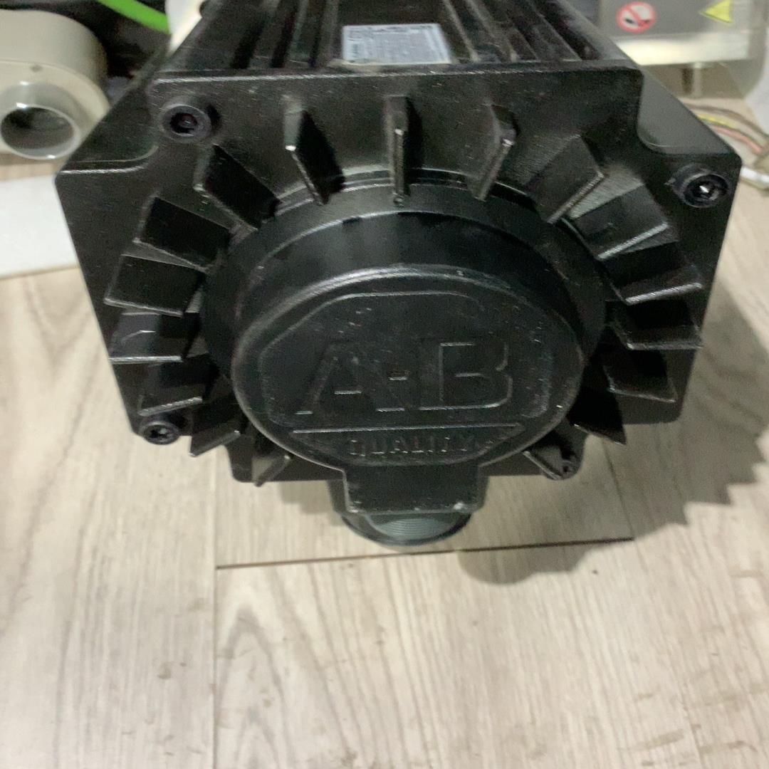 议~AB罗克韦尔伺服电机CA-TLP-A200-550-BJX2