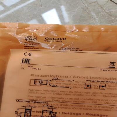 全新原装易福门光电传感器O6S300