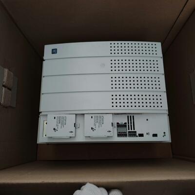 [德峰]Lenze 变频器E82EV153K4B201XX5B37