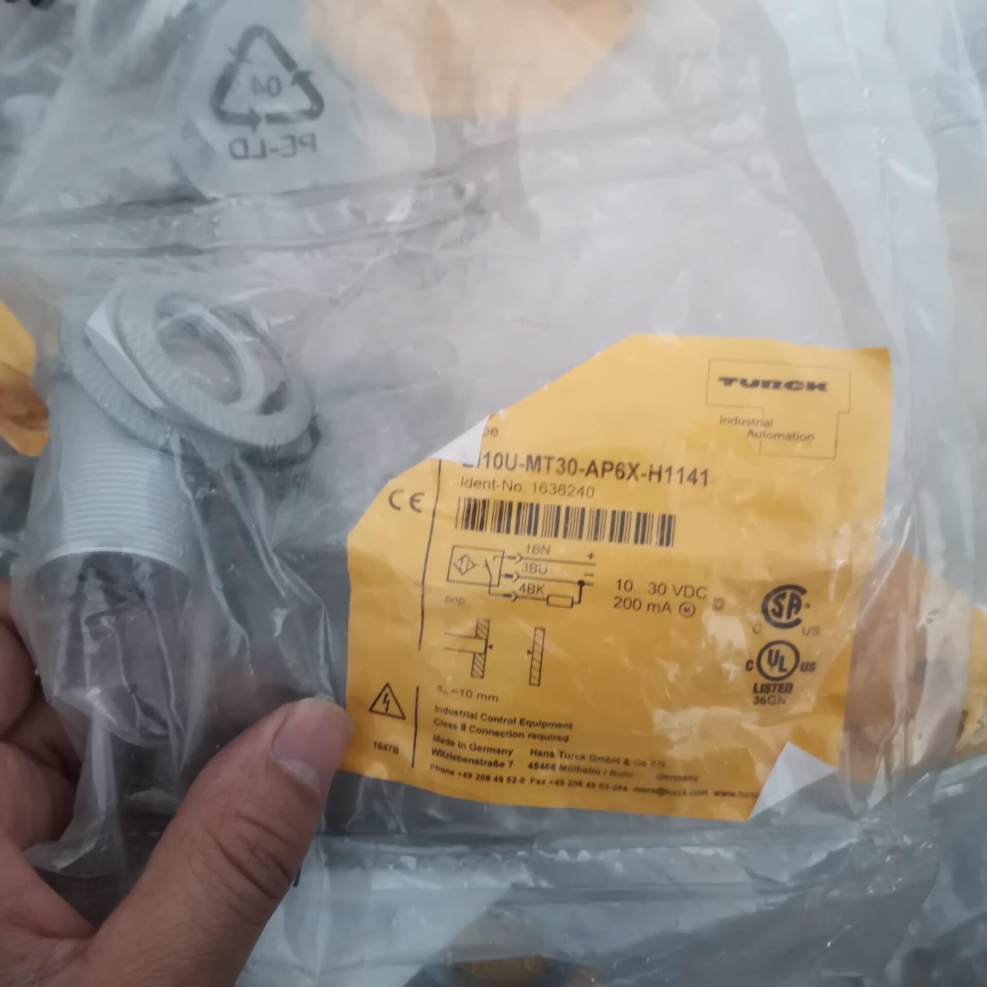 BI2U-EGT08-AP6X-H1341