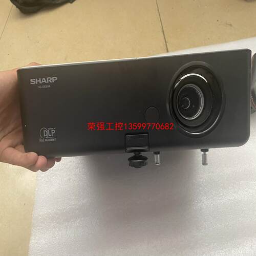 【荣强工控】夏普投影仪XG-SB30XA 亮度效果很好。