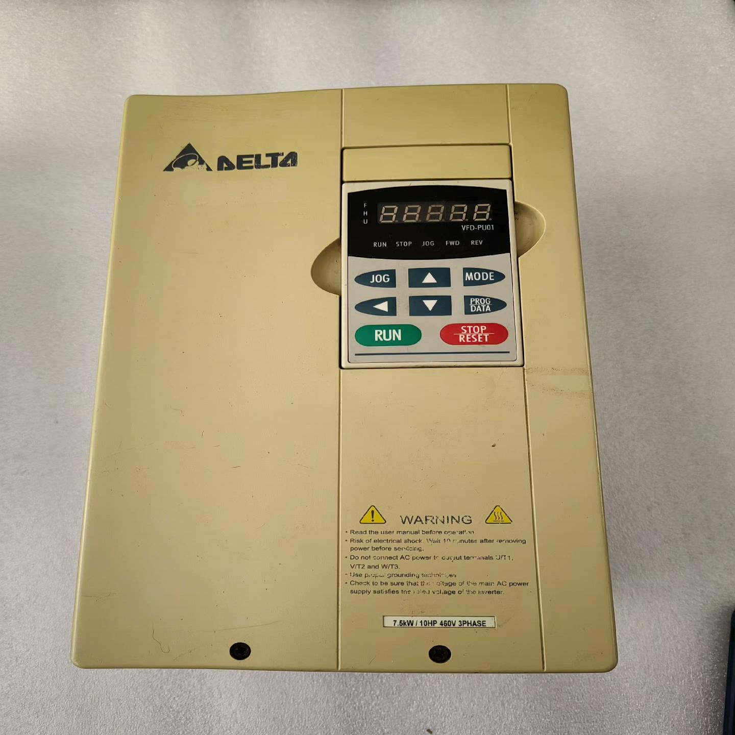 （设备配件）变频器功能VFD055B43A实物图包好，台达，