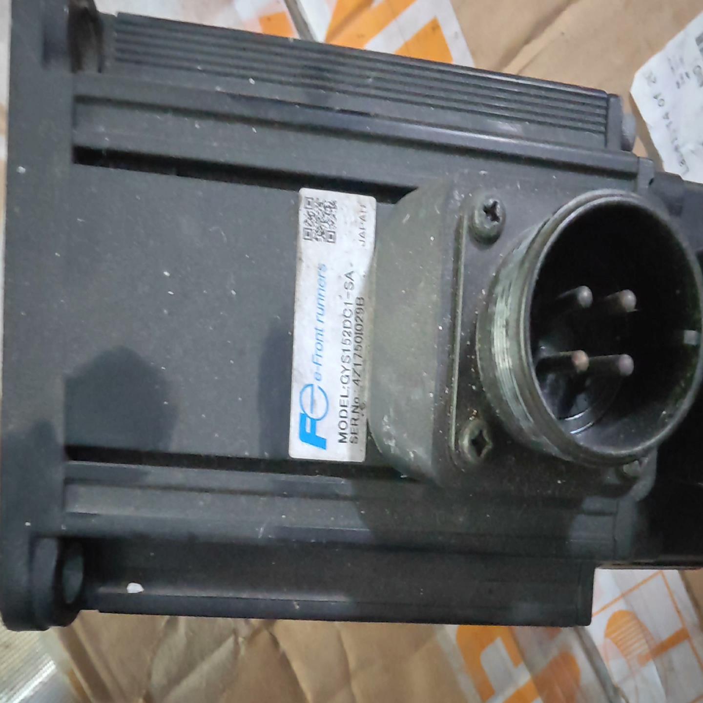 [德峰]拆机富士伺服电机GYS152DC1-SA功能包好，成色不错，